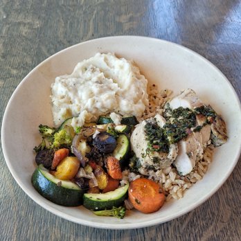 Modern Market Eatery - 09.25.21 - Herb Roasted Chicken // Fire Roasted Veggies // Garlic Mashed Potatoes - Salad Near Me - Lakewood, Colorado