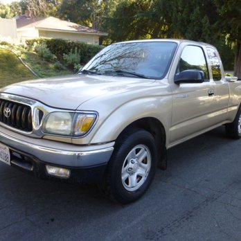 Altadena Auto Center - Used Car Dealers Near Me - Altadena, California