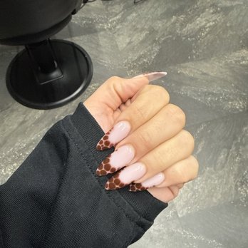 Diamond Nail Lounge - done by John - Nail Salons Near Me - Sterling, Virginia