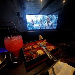 Showcase Cinema de Lux Legacy Place