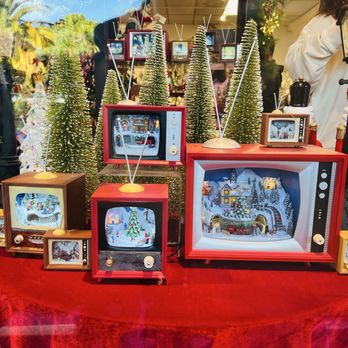 The Holiday Shoppe - Holiday Decorations Near Me - Sausalito, California The Holiday Shoppe - Holiday Decorations Near Me - Sausalito, California