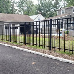 F & I Fence - Durable, elegant, and built to last. Aluminum fencing is the smart choice. Call now and upgrade your home!
