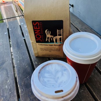 Jones Coffee Roasters - Free cup of drip coffee when we bought a bag of coffee beans! :) thank you! - Coffee Roasteries Near Me - Pasadena, California