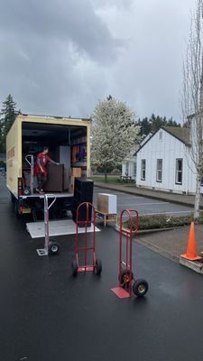 Luxury Moving of Oregon