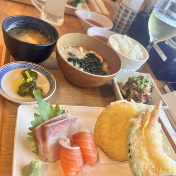 Izakaya Tenkichi - Japanese Near Me - Honolulu, Hawaii
