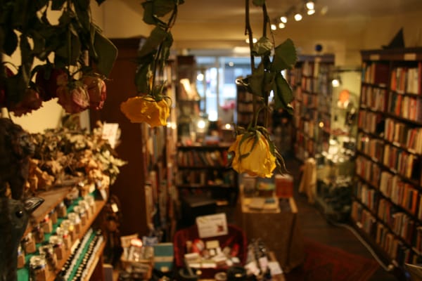 Treadwell's Books by null