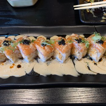 Sushi Joint - Black pearl roll - Sushi Bars Near Me - Norwalk, California Sushi Joint - Black pearl roll - Sushi Bars Near Me - Norwalk, California