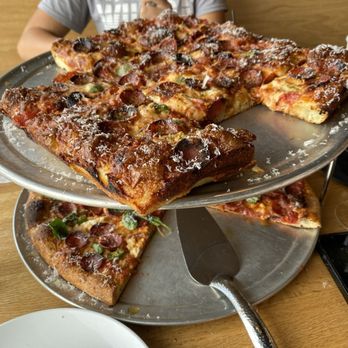 Smash Pizza - Pizza Near Me - Bettendorf, Iowa