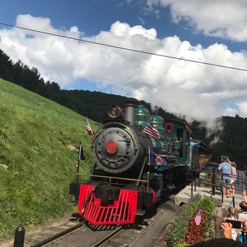 Tweetsie Railroad - Train - Amusement Parks Near Me - Blowing Rock, North Carolina Tweetsie Railroad - Train - Amusement Parks Near Me - Blowing Rock, North Carolina