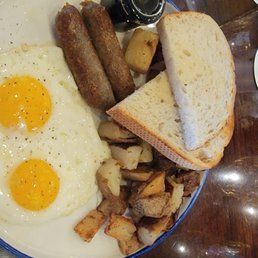 Old faithful.    Look at those eggs.