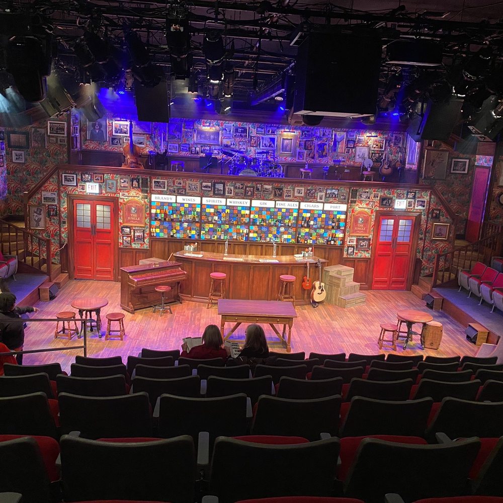 Apollo Theater - Theater setup (for Choir of Man) - Performing Arts Near Me - Chicago, Illinois Apollo Theater - Theater setup (for Choir of Man) - Performing Arts Near Me - Chicago, Illinois
