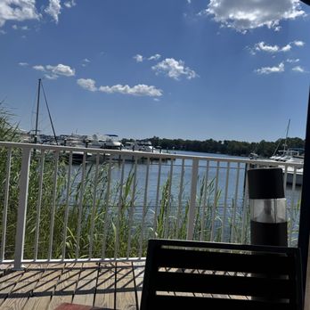 The Local's  Eatery - Gastropubs Near Me - Niceville, Florida