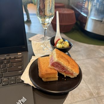 Sapphire Lounge - Grilled prosciutto sandwich and mozzarella salad - Airport Lounges Near Me - Phoenix, Arizona Sapphire Lounge - Grilled prosciutto sandwich and mozzarella salad - Airport Lounges Near Me - Phoenix, Arizona