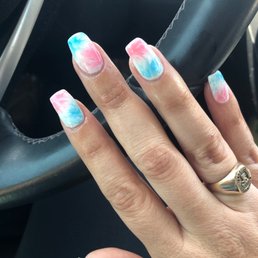 Gender reveal gel manicure Gender reveal gel manicure