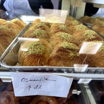 Vrej Pastry - Bakeries Near Me - Pasadena, California