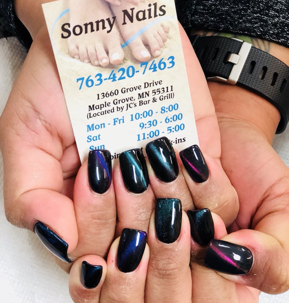 Sonny Nails Logo