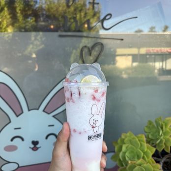 Ume Tea - Coconut Slush w/ Watermelon (WT80,Cct100) + Mochi Topping added. Regular sweet. 10/10 highly recommend! - Coffee & Tea Near Me - Cupertino, California Ume Tea - Coconut Slush w/ Watermelon (WT80,Cct100) + Mochi Topping added. Regular sweet. 10/10 highly recommend! - Coffee & Tea Near Me - Cupertino, California