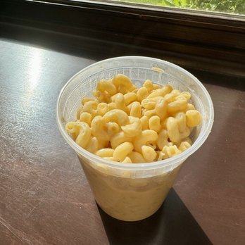 Smoked on Main - "Mac-N-Cheese" - Barbeque Near Me - Wethersfield, Connecticut