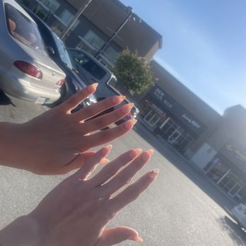 Zen Nail Bar - acrylic sets with flowers - Nail Salons Near Me - Riverside, California