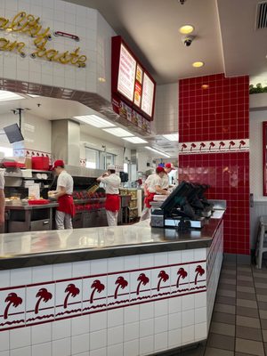 In-N-Out Burger by null