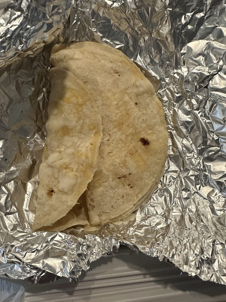 Taqueria 3 Hermanos 2