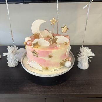 Ashley’s Sugar On Top - Cake - Cupcakes Near Me