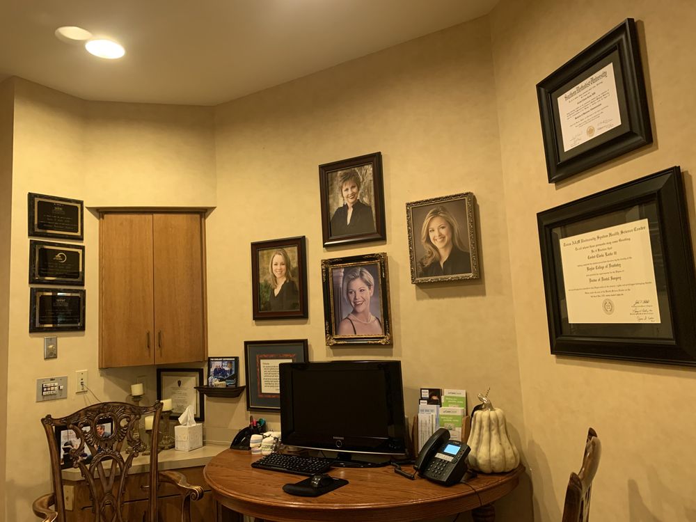 CORBET LOCKE, DDS WOODWAY DENTIST Updated August 2024 18 Photos