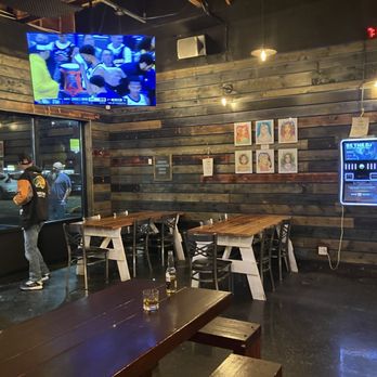 Home Plate Pub - Seating view of entry - Gastropubs Near Me - Marysville, Washington Home Plate Pub - Seating view of entry - Gastropubs Near Me - Marysville, Washington