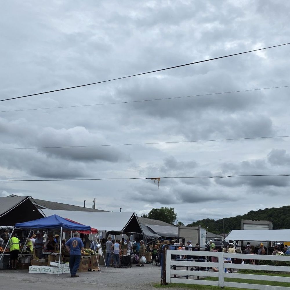 Rogers Flea Market & Auctions - Antiques Near Me - Rogers, Ohio