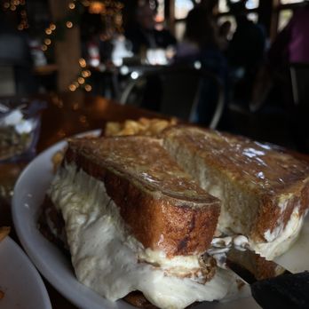 Parker’s Maple Barn - Breakfast & Brunch Near Me - Mason, New Hampshire Parker’s Maple Barn - Breakfast & Brunch Near Me - Mason, New Hampshire
