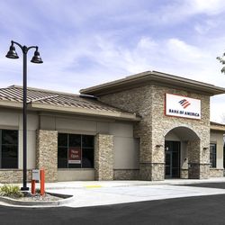 Bank of America Financial Center - Storefront