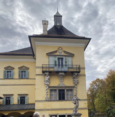 Schloss Hellbrunn by null