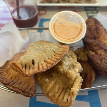 Chazito's Latin Cuisine - Empanadas & sweet plantains - Latin American Near Me - Pooler, Georgia Chazito's Latin Cuisine - Empanadas & sweet plantains - Latin American Near Me - Pooler, Georgia