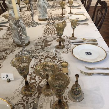 Rienzi - Dinner table - Museums Near Me - Houston, Texas