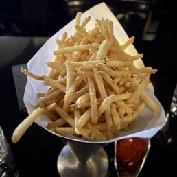 Matchstick Parmesan & Truffle Fries..hot and plenty!