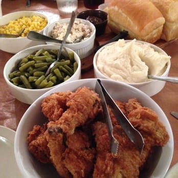 Monte Ne Inn Chicken - Family style meal - Southern Near Me - Rogers, Arkansas