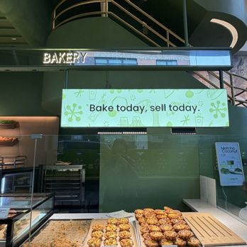 Naisnow Tea and Bakery - Overall Interior Design of the Bakery - Bubble Tea Near Me - Flushing, New York