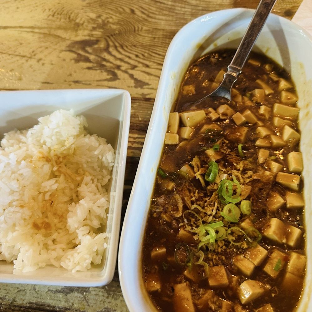 Mapo Tofu [V] with steamed rice