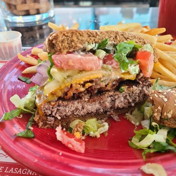 Barnaby's Cafe - Inside the burger - American Near Me - Houston, Texas