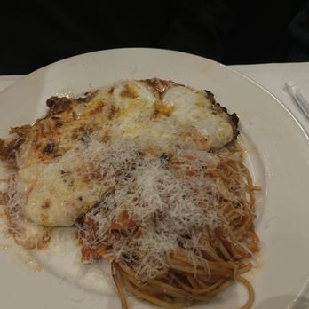 Il Fornaio - Pollo alla Parmigiana - Italian Near Me - San Jose, California Il Fornaio - Pollo alla Parmigiana - Italian Near Me - San Jose, California