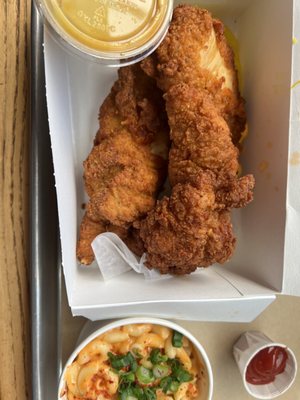 Ma’ono Fried Chicken by null