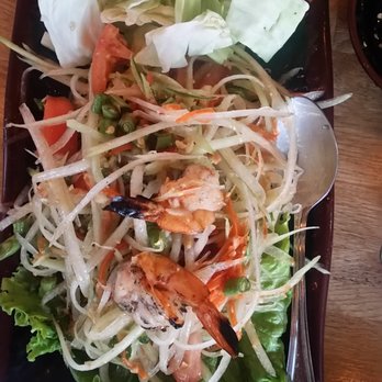 Khao Soi Thai - Green Papaya Salad with Grilled Shrimp - Thai Near Me - Studio City, California Khao Soi Thai - Green Papaya Salad with Grilled Shrimp - Thai Near Me - Studio City, California