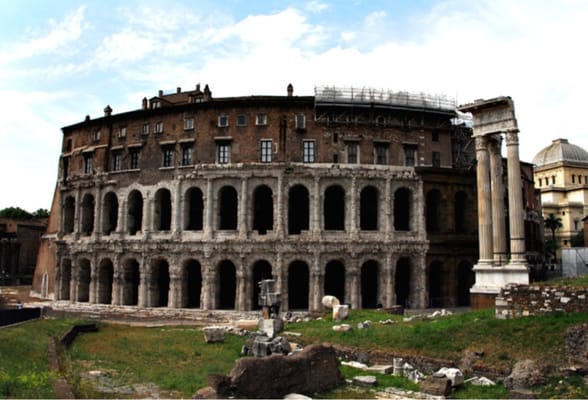 Teatro di Marcello by null