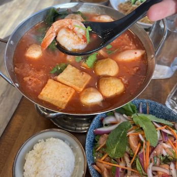 Sen Yai Thai Noodles - Tom yum - Thai Near Me - Brighton, Massachusetts Sen Yai Thai Noodles - Tom yum - Thai Near Me - Brighton, Massachusetts
