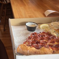 Bodega pizza - Pepperoni slice