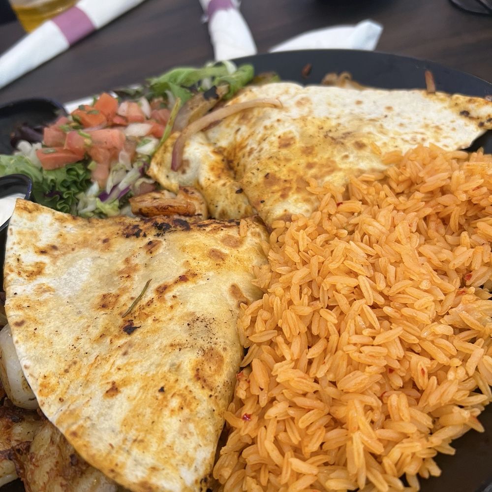 Mezcalito - Apex - Shrimp Fajita Quesadilla - Mexican Near Me - Apex, North Carolina Mezcalito - Apex - Shrimp Fajita Quesadilla - Mexican Near Me - Apex, North Carolina