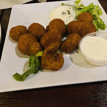 JJ Twig's Pizza and Pub - Pizza Near Me - Palatine, Illinois JJ Twig's Pizza and Pub - Pizza Near Me - Palatine, Illinois
