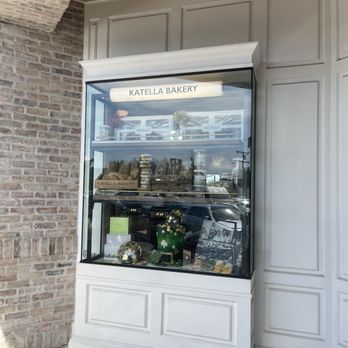 Katella Deli & Bakery - Bakeries Near Me - Los Alamitos, California