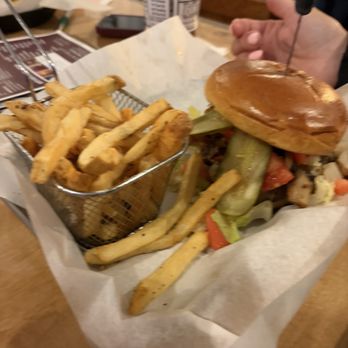 McDuff's Bar and Grille - Byoburger - Bars Near Me - Wayland, Michigan McDuff's Bar and Grille - Byoburger - Bars Near Me - Wayland, Michigan