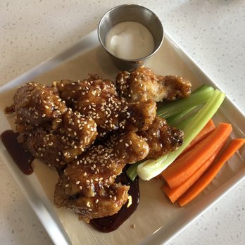 Hungry Crowd - Best wings EVER! - New American Near Me - Los Angeles, California Hungry Crowd - Best wings EVER! - New American Near Me - Los Angeles, California